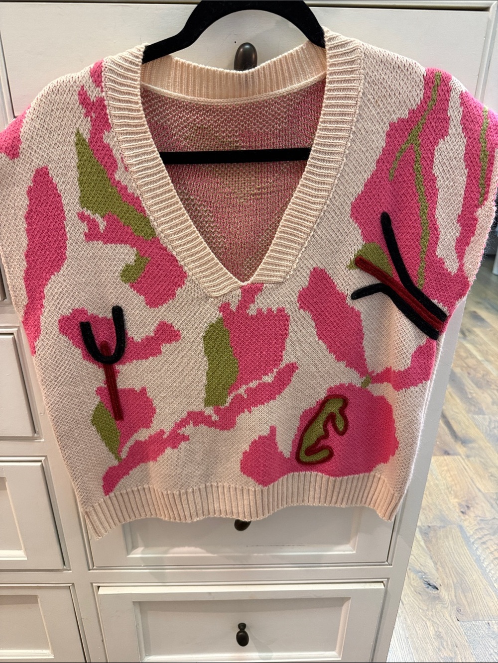 Pink Floral V-Neck Knit Sweater Vest